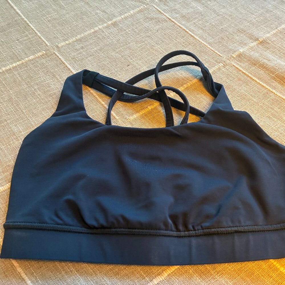 Lululemon Sports Bra Size 4